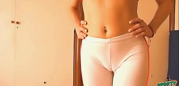  Big Cameltoe Amateur Brunette Wearling Tight White Yoga Pants